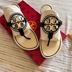 BRAND NEW TORY BURCH METAL MILLER IN THE COLOR PERFECT BLACK AND NEW IVORY SIZE9